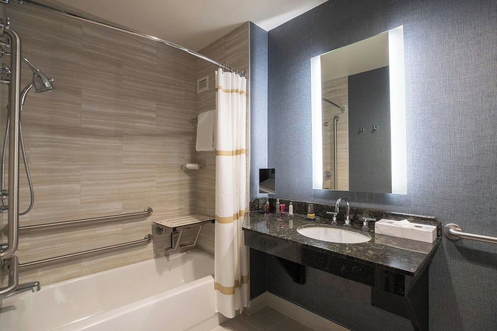 Kansas City Marriott Downtown - photo 43