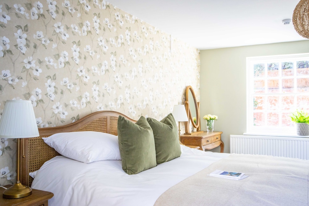 The White Horse - carbon neutral hotel in Faversham