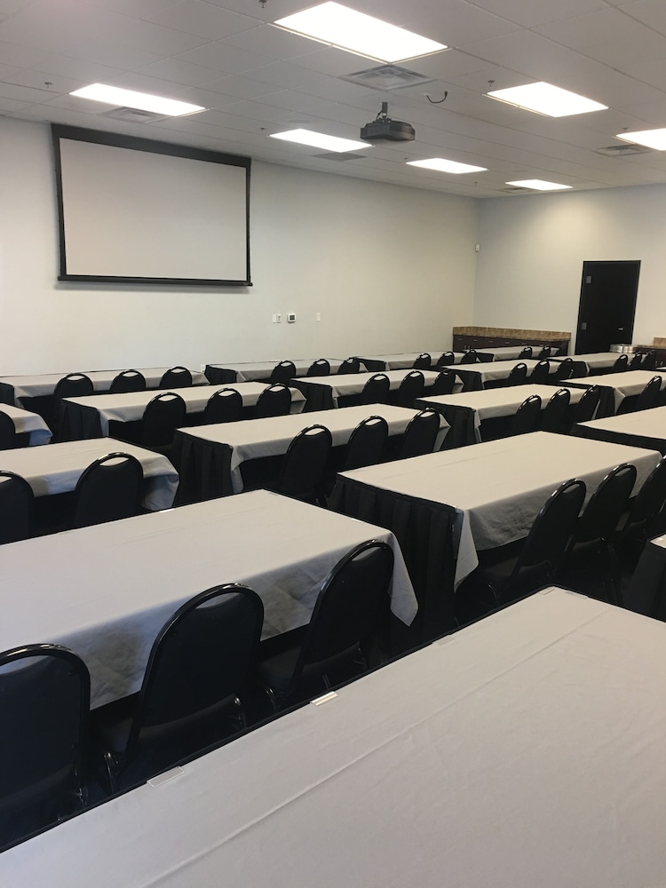 Hampton Inn & Suites Las Vegas South - photo 48