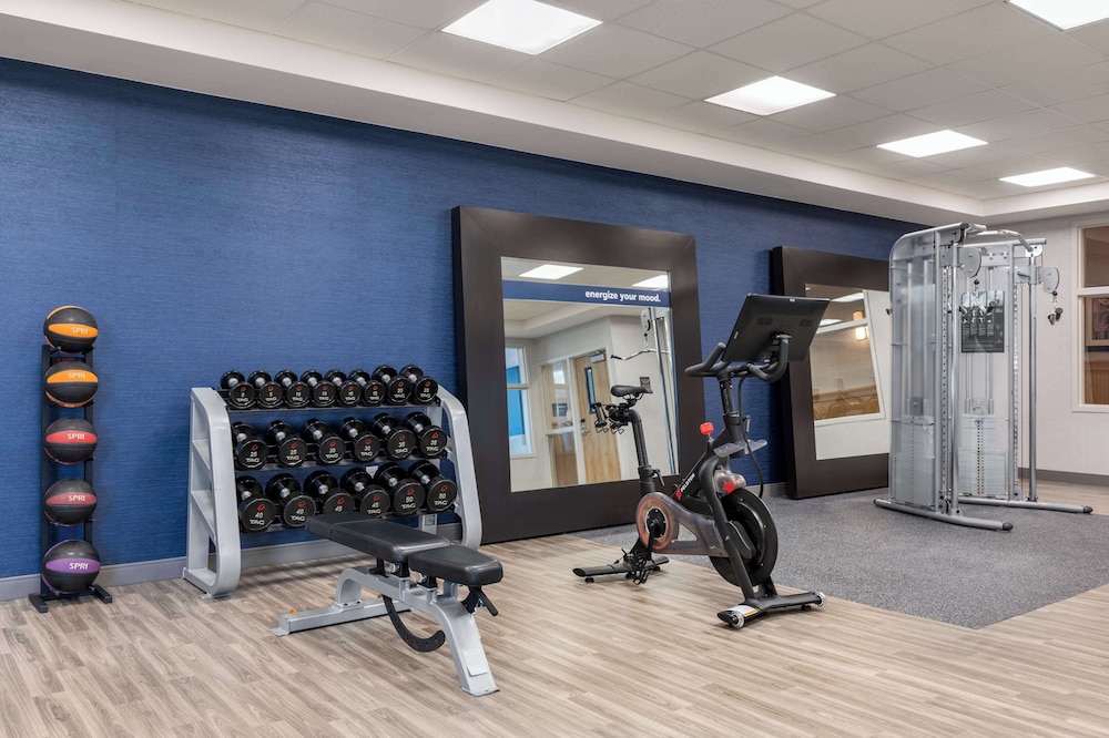 Hampton Inn & Suites Dodge City - photo 30