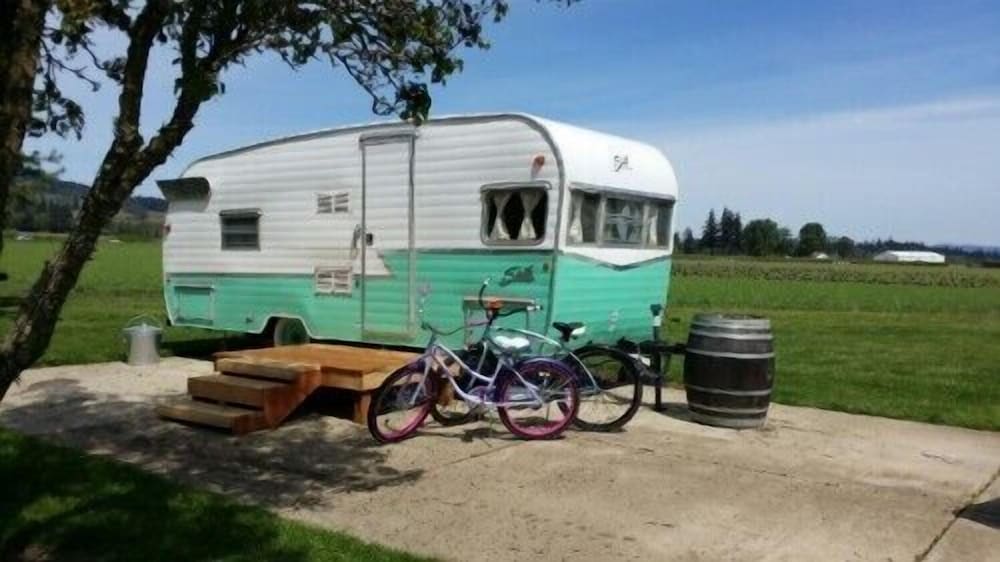 The Vintages Trailer Resort - photo 23