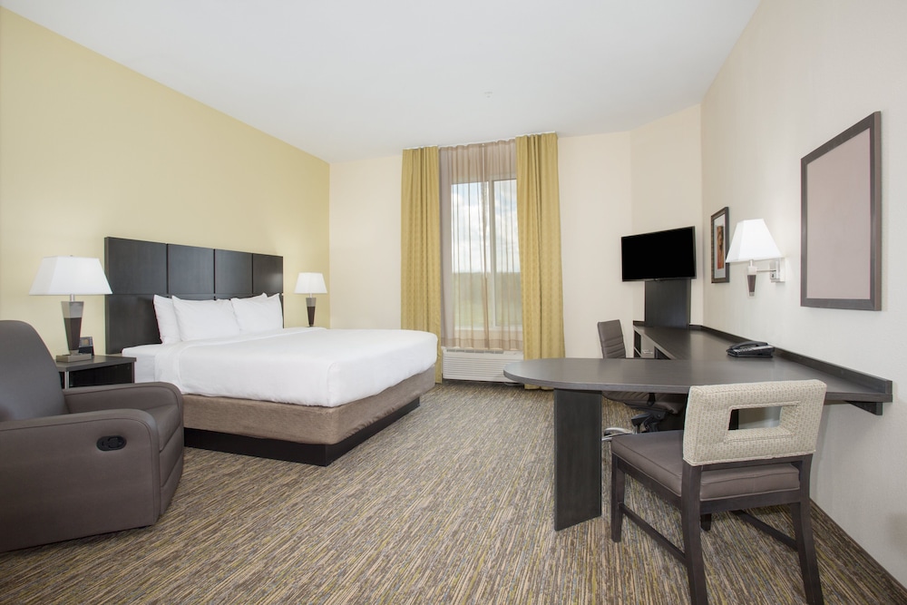 Candlewood Suites Longmont Boulder Area by IHG - photo 12