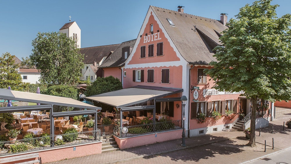 Hotel Restaurant Gasthof Adler — hotel in Neuenburg Am Rhein
