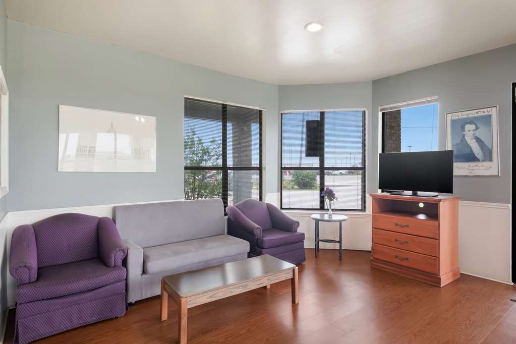 Americas Best Value Inn Lockhart TX - photo 10