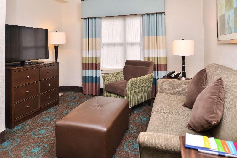 Hampton Inn & Suites Newport News - photo 88