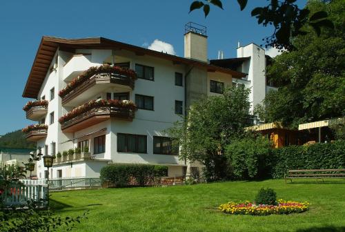 Appartement Aparthotel Stern — Imst