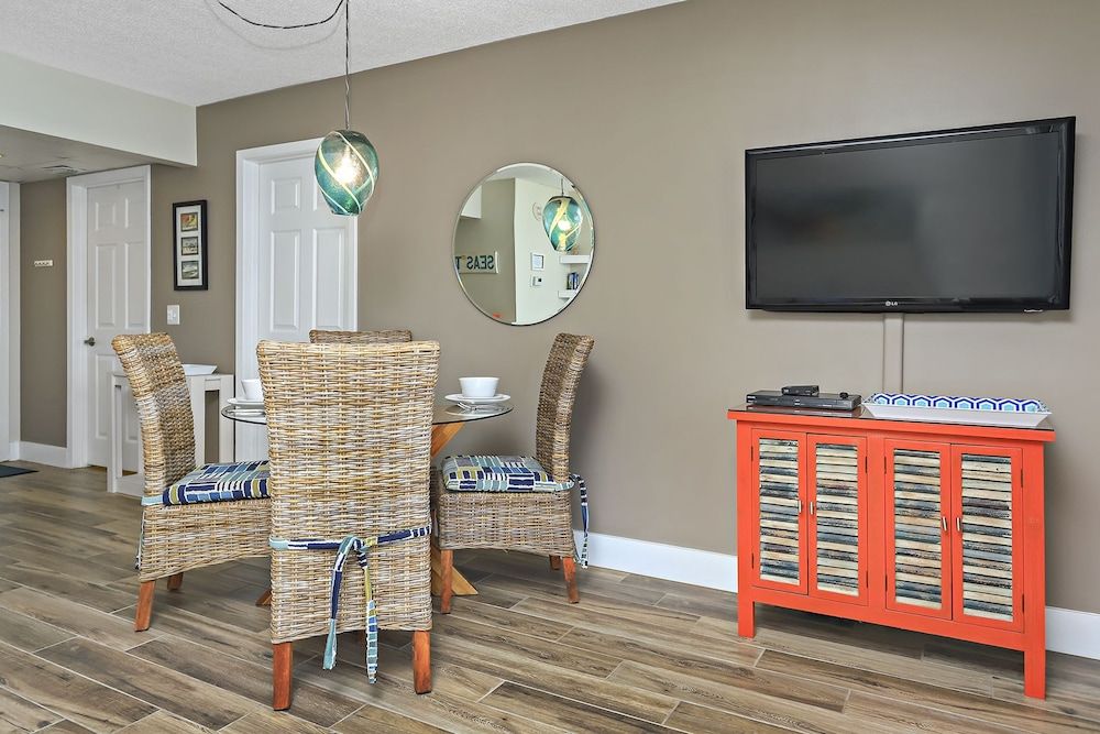 Long Beach 4 705 646546 by RedAwning - photo 5