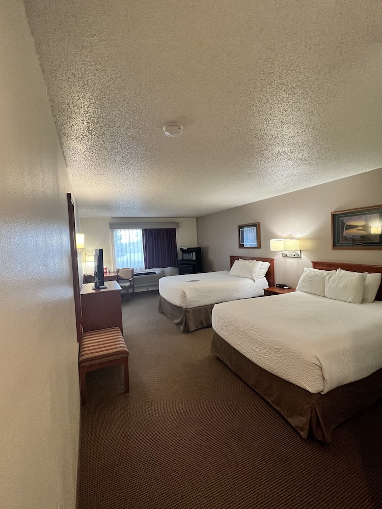 Serena Inn & Suites Sundance - photo 3
