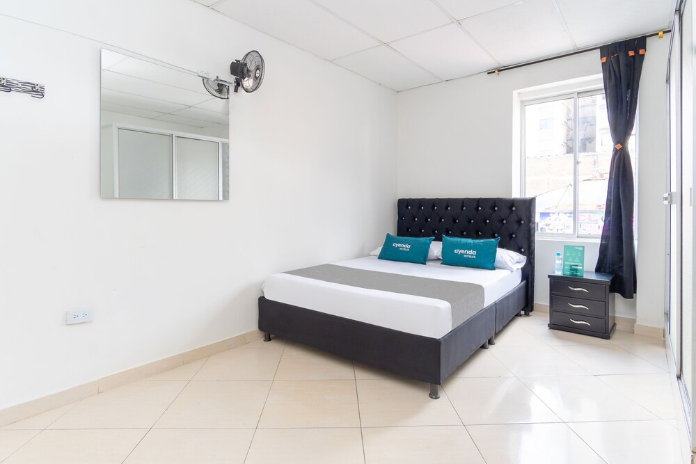 Hotel La 100 N 2 Ibague in Ibague, Colombia