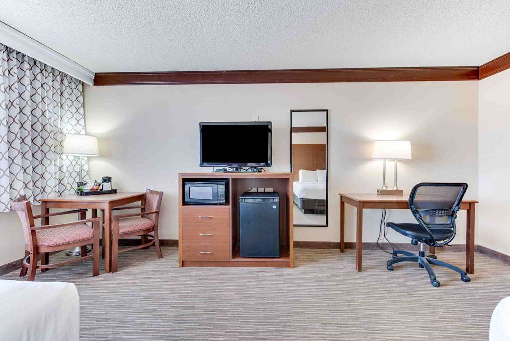 Best Western Movie Manor - photo 19