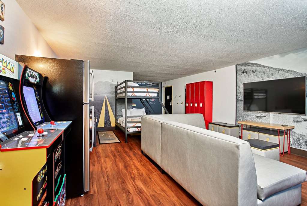 Super 8 by Wyndham Mahwah - photo 14