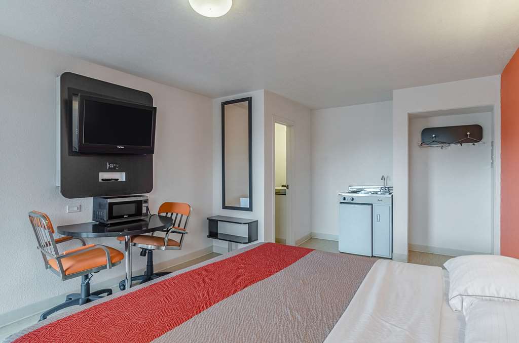 Motel 6 Riverton WY - photo 18