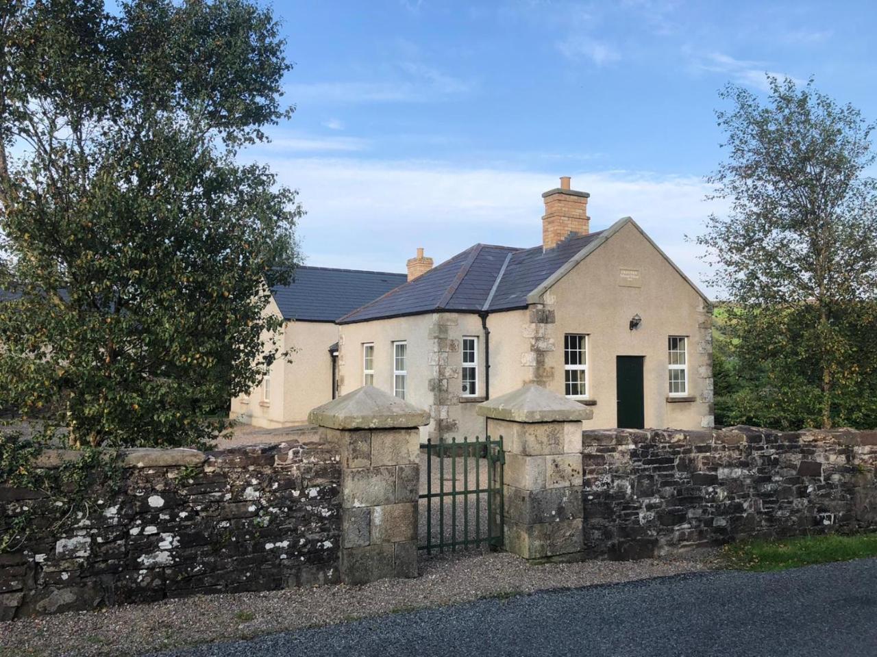 Grannan School Trillick Fermanagh And Omagh Tyrone — Omagh