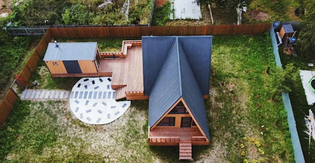 A Frame Family in Kolomna, Russia