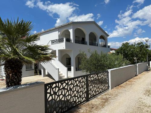 Apartmani Ivanka Ceglec in Vir, Croatia