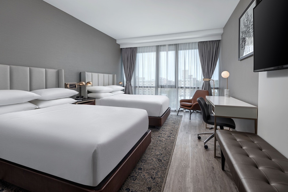 Four Points by Sheraton Flushing - photo 5