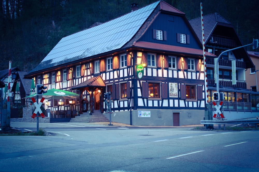 Landgasthof Rebstock — hotel in Ottenhofen