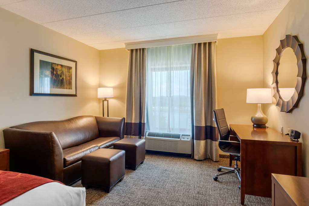 Comfort Suites South Park - photo 19