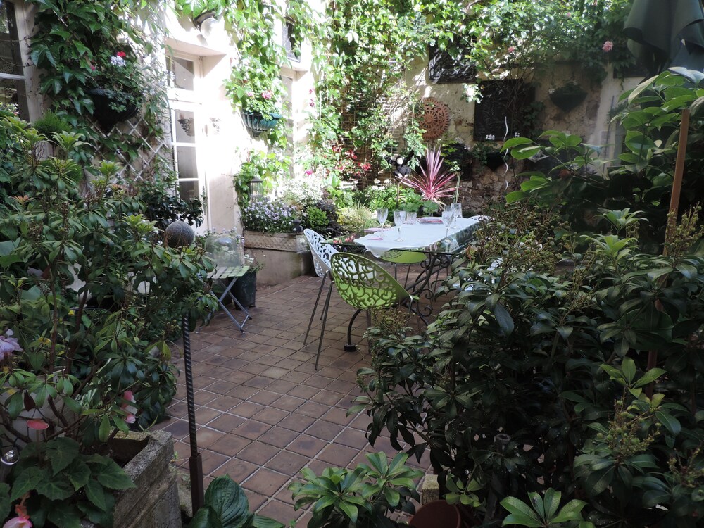 Le Jardin des Fables — hotel in Chateau-Thierry