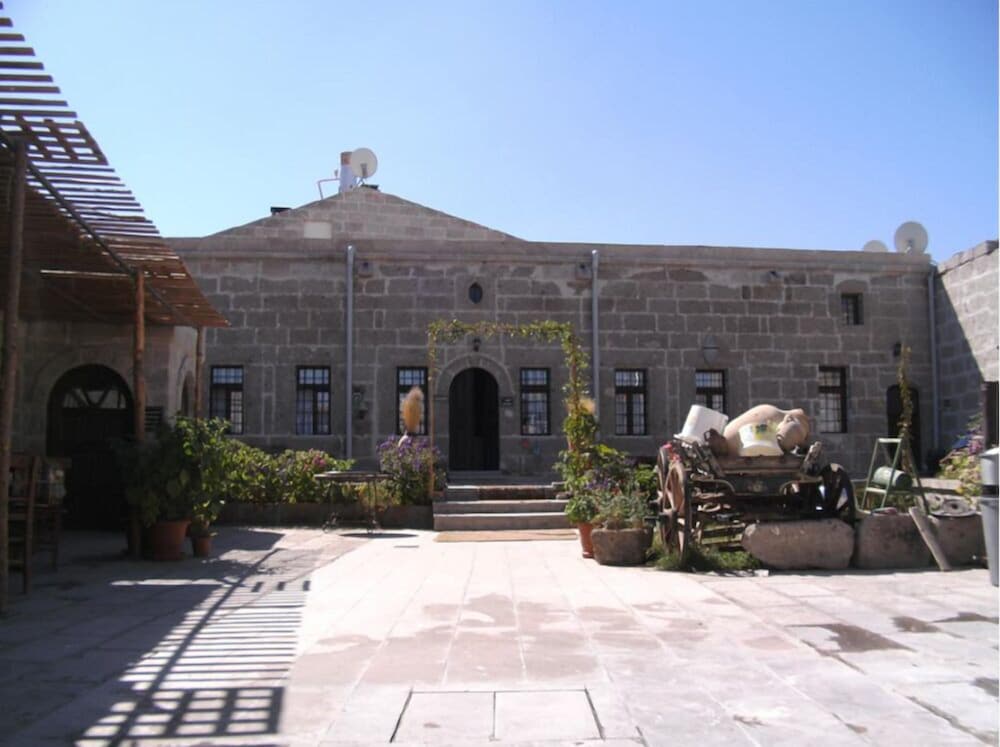 Osmanoglu Hotel in Guzelyurt, Turkey