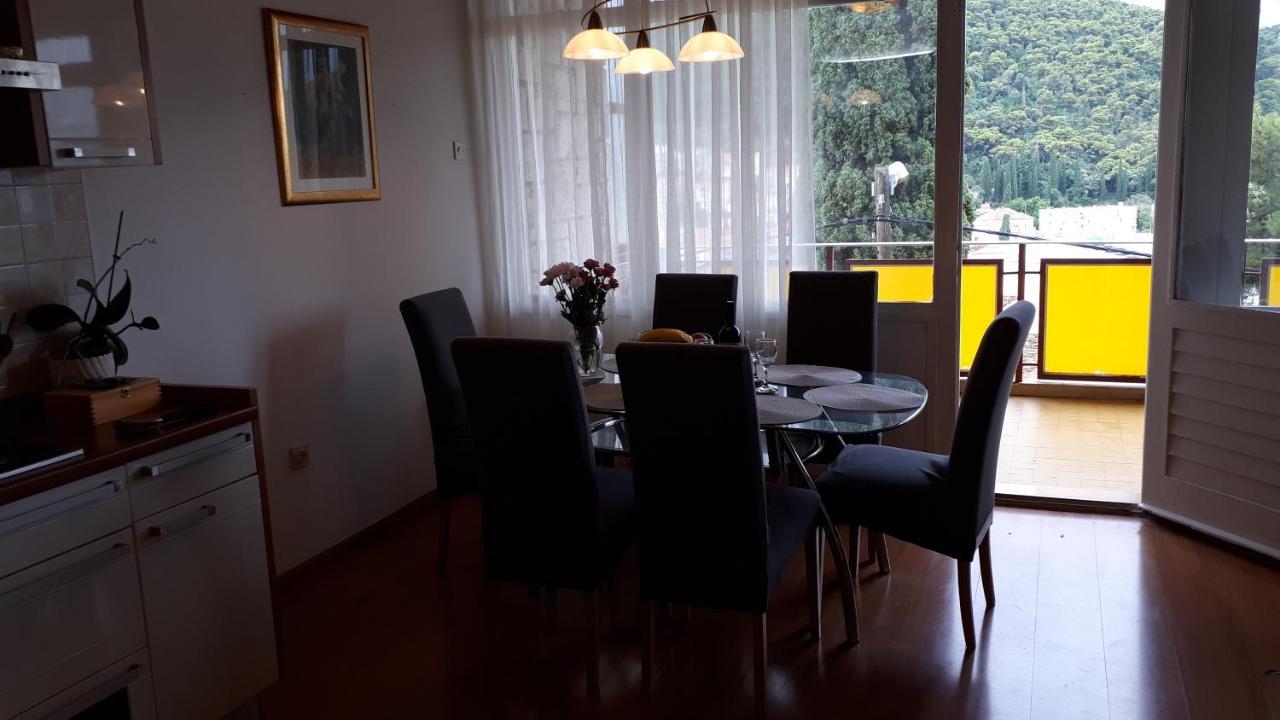 Best4You Apartment sea view 70 m2 2 bedrooms