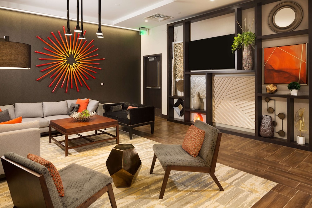 Hampton Inn & Suites Dallas Downtown - photo 2