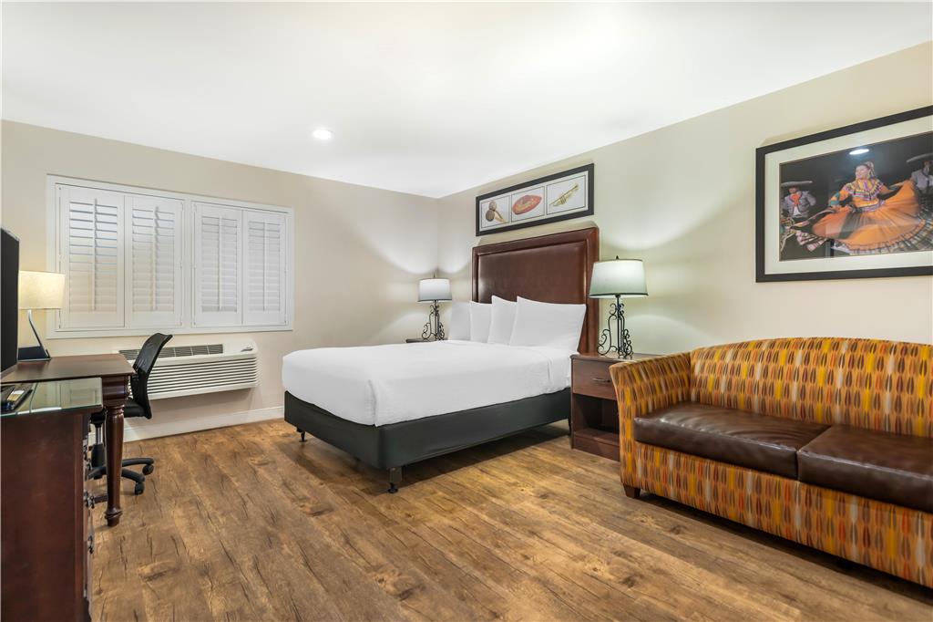 Best Western Rose Garden Inn - photo 21