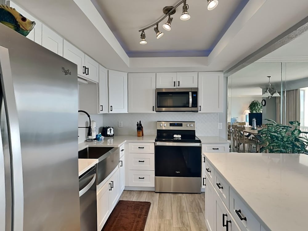 Edgewater Tower II by Resort Collection - photo 14