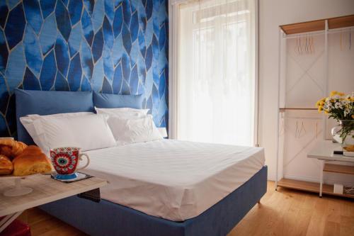 Sea Glimpse Studio Santa Lucia — 4-Star Luxury Hotel in Naples, Italy