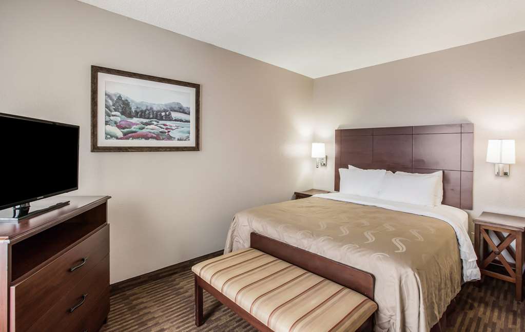 Quality Inn & Suites Lawrence University Area - photo 36