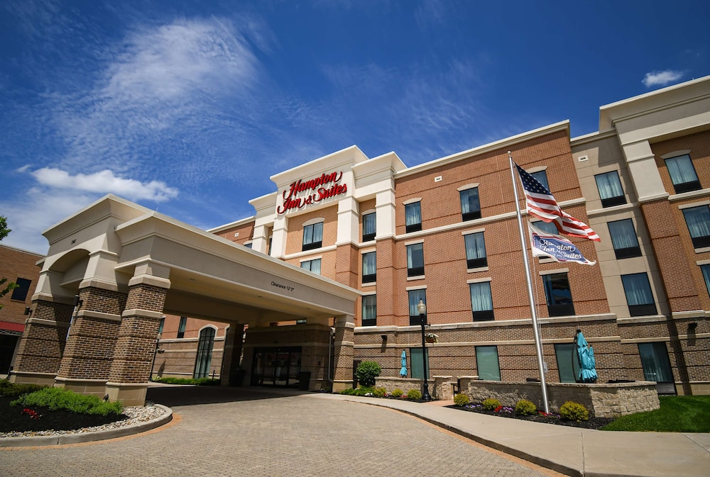 Hampton Inn & Suites Mishawaka South Bend at Heritage Square - photo 55