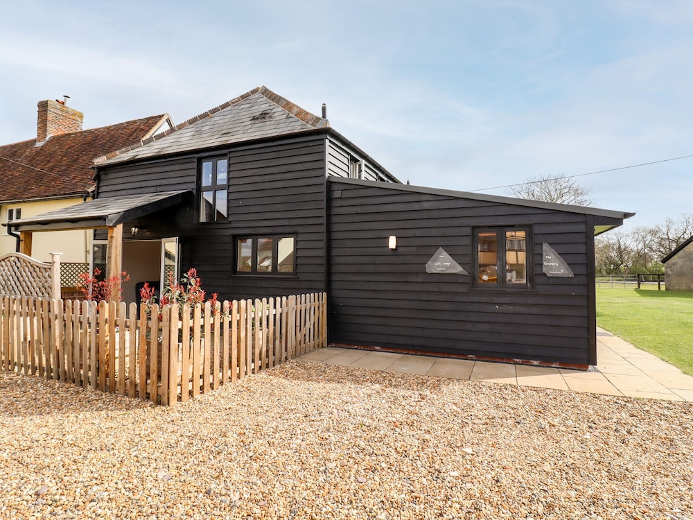 The Cart Lodge — 4-Star Luxury Hotel in Halstead, United Kingdom