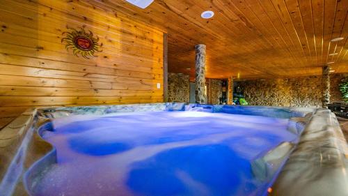 Applewood — Pigeon Forge — photo 2