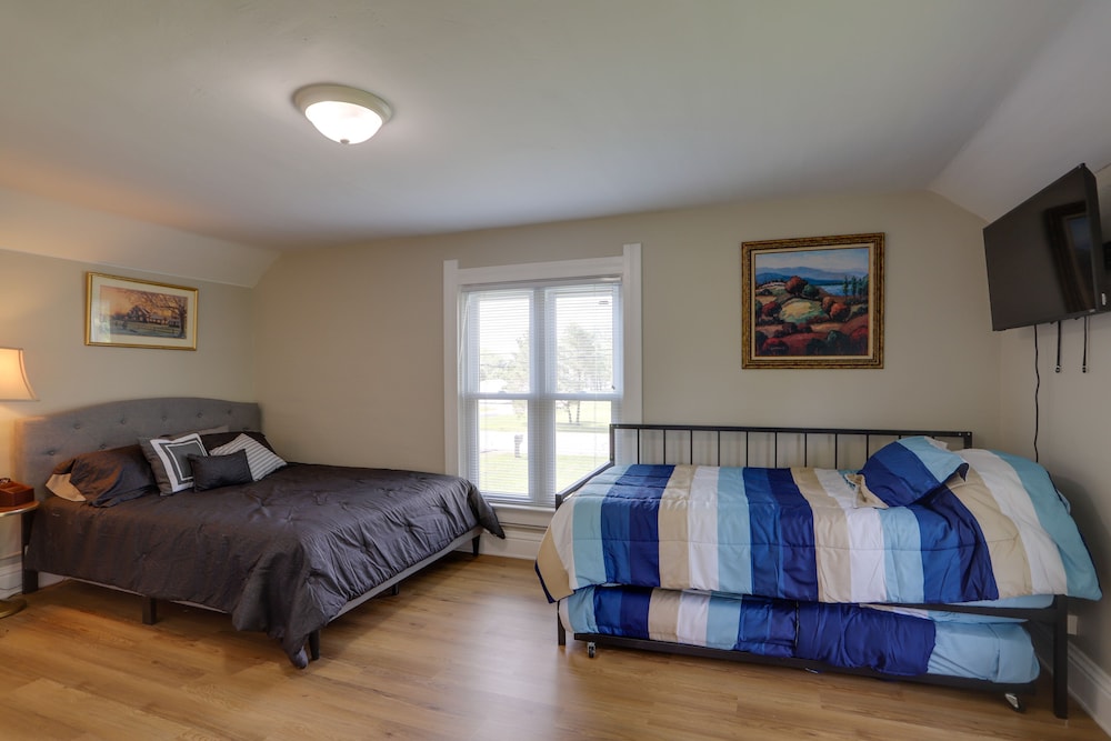 Welcoming Port Clinton Vacation Rental - photo 2