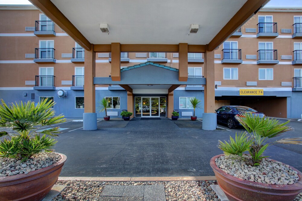 Inn at Lincoln City - photo 42