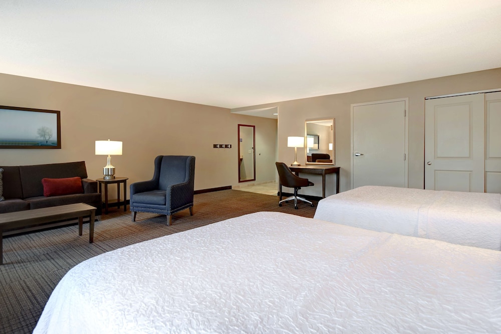 Hampton Inn & Suites Alexandria Old Town Area South - photo 9