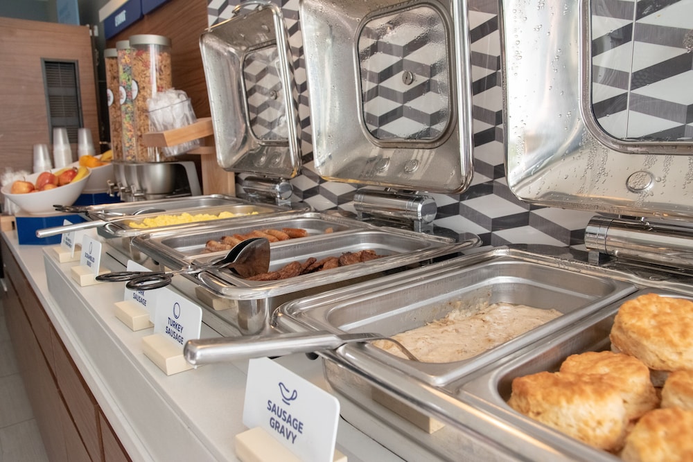 Holiday Inn Express Hotel & Suites Natchitoches by IHG - photo 37