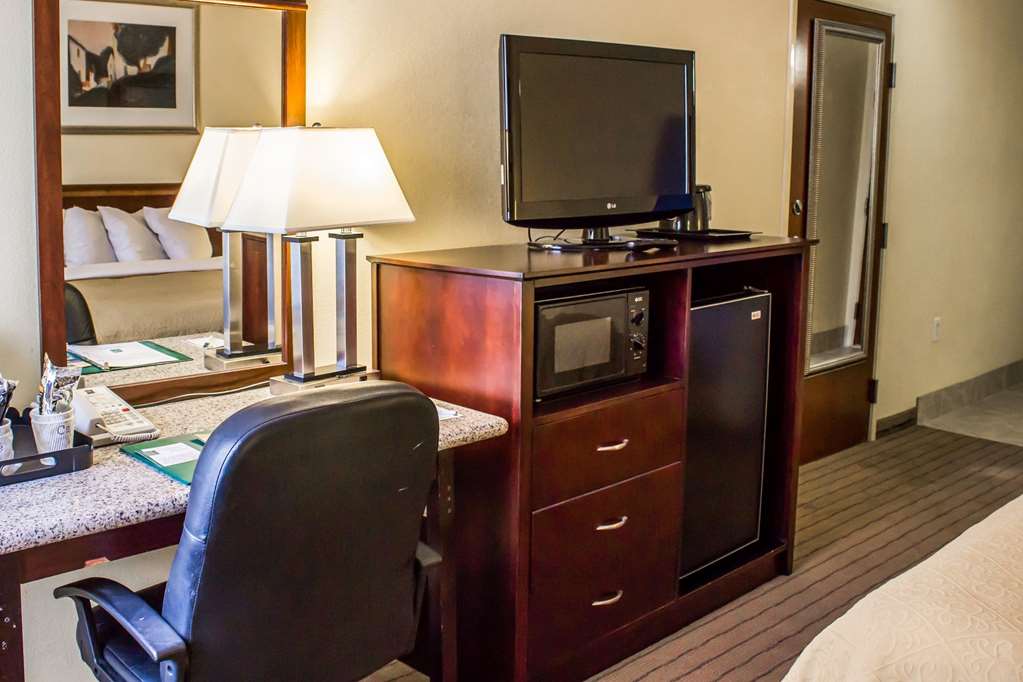 Quality Inn Fuquay Varina East - photo 11