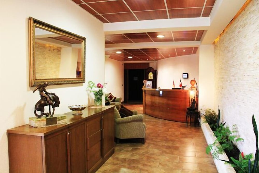 Hotel Baviera — Parral — photo 2