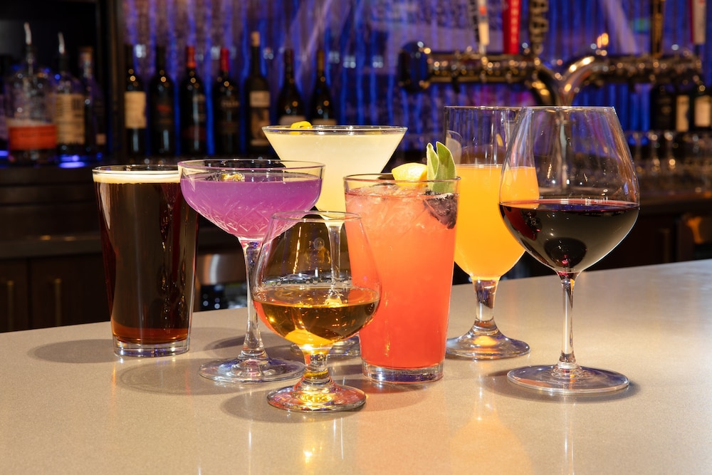 Crowne Plaza Kansas City Downtown by IHG - photo 43