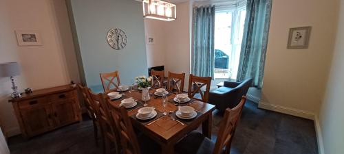 West Cliff Townhouse with parking