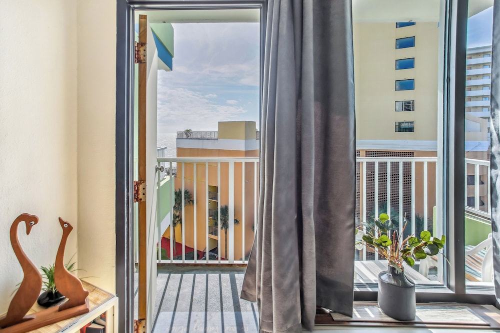 Caravelle Tower Condo Rental Walk to Beach - photo 17