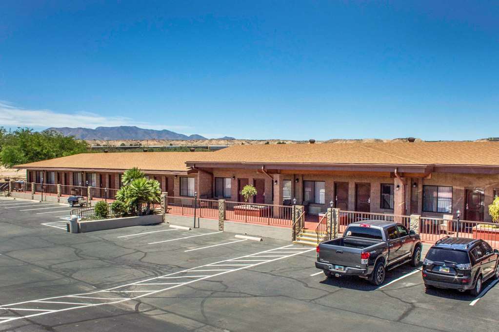 Quality Inn Benson I 10 Exit 304 - photo 4