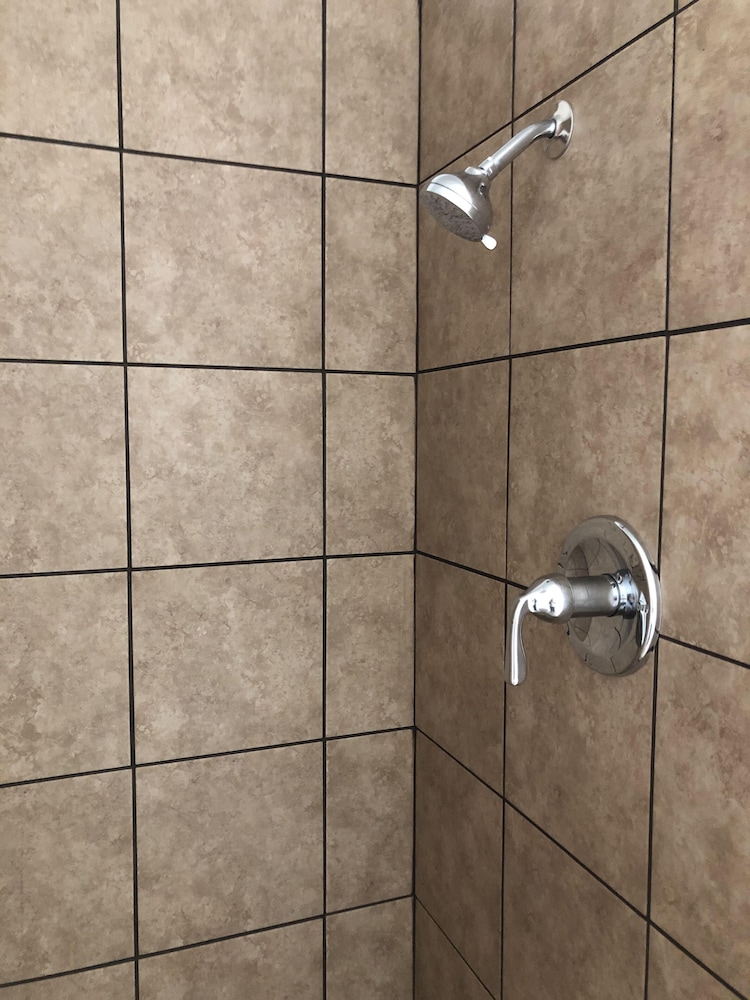 Maple Inn & Suites - photo 28