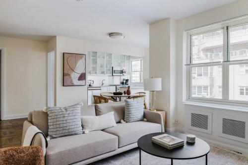 Blueground Murray Hill gym lounge wd NYC 1565 — 4-Star Luxury Hotel in New York City, United States