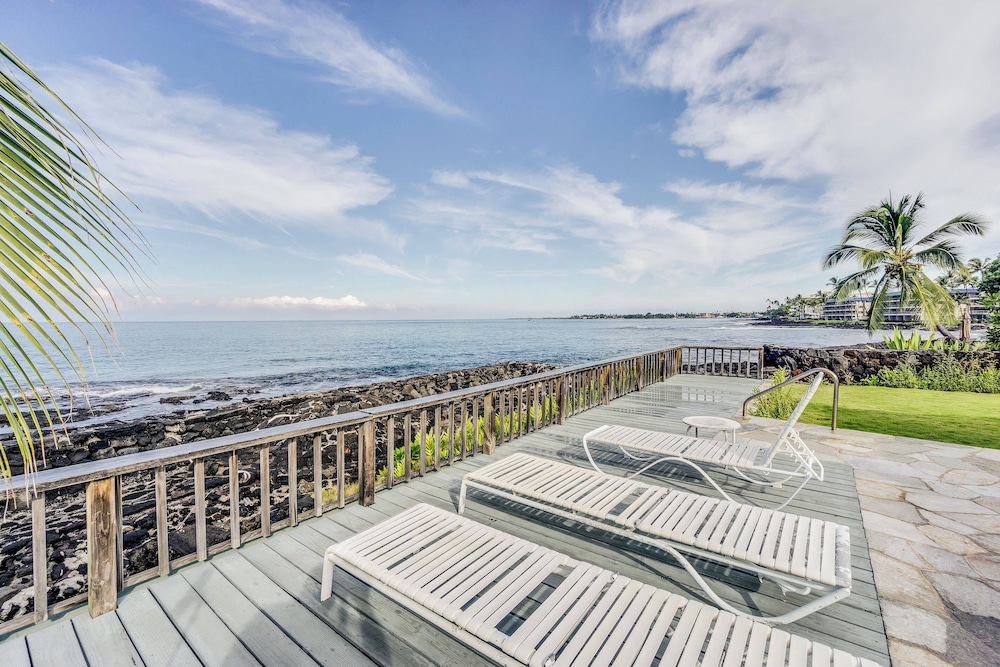 Kaikea Hale Oceanfront Paradise - photo 16