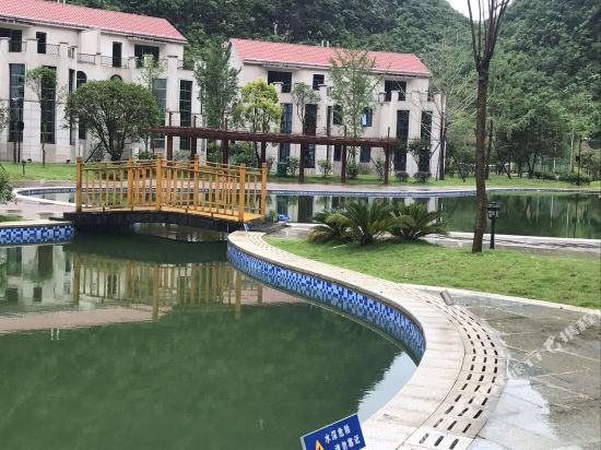 Changshun sunshine resort hotel — hotel in Changshun