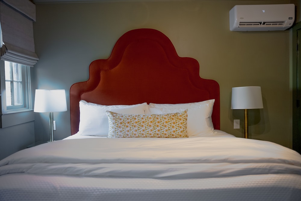 The Woodward Hotel - photo 24