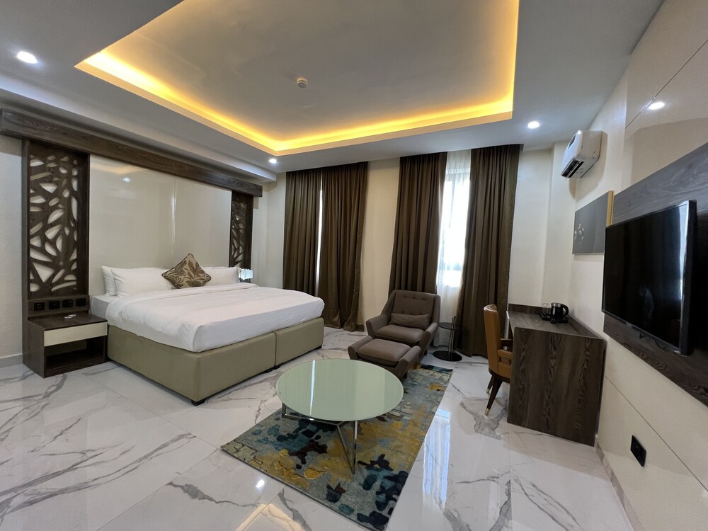 Grand Swiss Hotel in Awka, Nigeria