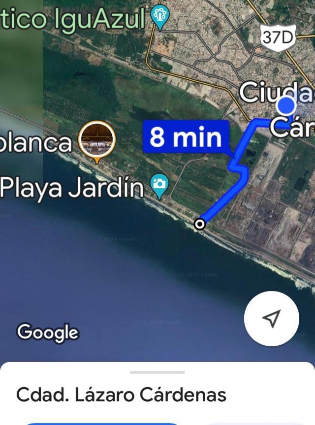 La Casita Amarilla in Lazaro Cardenas, Mexico